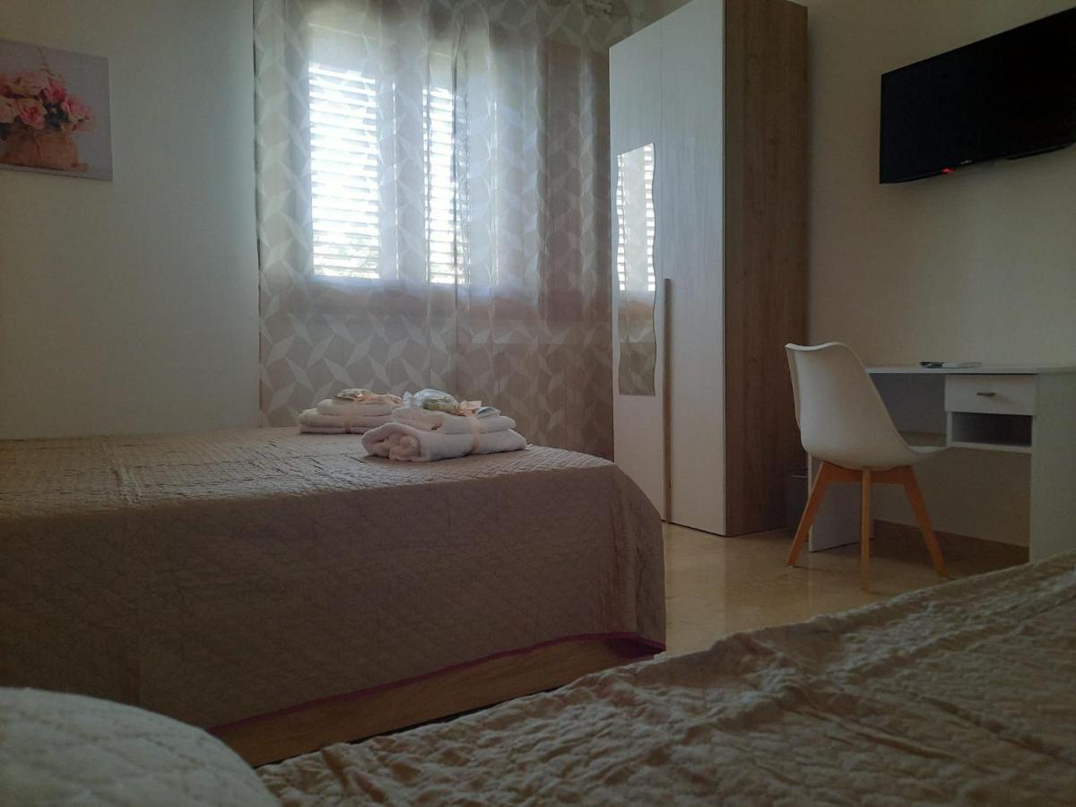B&B Tre Sorelle Surbo Buitenkant foto